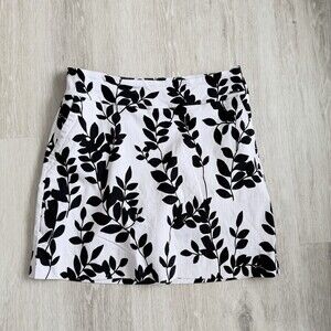 S.C. & Co Skort Golf Size 12 Black White Floral Leaf Print Comfort Stretch EUC